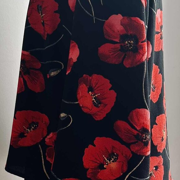 Cartise Black Red Poppy Double-Layer Pleated Chiffon Blouse – US 8 - Picture 6 of 12